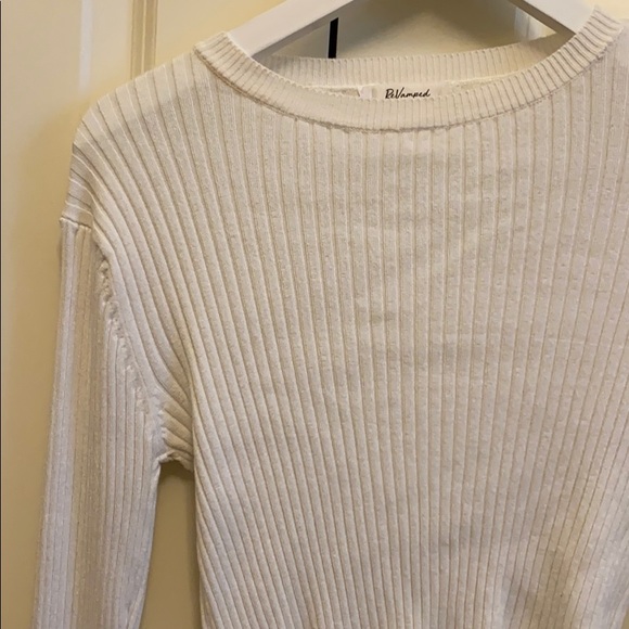 Ribbed Long Sleeve *NEVER WORN* - Picture 2 of 4